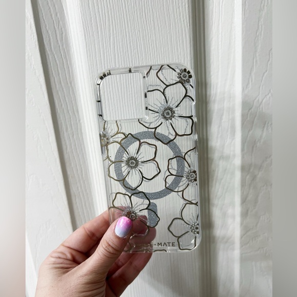 Case-Mate Floral Gems MagSafe Case For Apple iPhone 15/14/13 - Picture 2 of 5